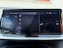 Peugeot 2008 145pk Hybrid GT (360gr Camera - Keyless Entry - LED - Parkeersensoren V+A - Adaptieve Cruise Controle - 17"incl 4S - Draadloos laden - Automatische Airco)