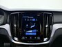 Volvo V60 B3 177pk R-Design / Harman&Kardon Audio / Elektr. Bestuurdersstoel / Stoel + Stuurw. Verwarming / Adapt. Cruise Control / 19'' / Getint glas /