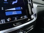 Volvo V60 B3 177pk R-Design / Harman&Kardon Audio / Elektr. Bestuurdersstoel / Stoel + Stuurw. Verwarming / Adapt. Cruise Control / 19'' / Getint glas /