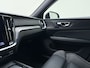 Volvo V60 B3 177pk R-Design / Harman&Kardon Audio / Elektr. Bestuurdersstoel / Stoel + Stuurw. Verwarming / Adapt. Cruise Control / 19'' / Getint glas /