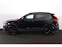 Volvo EX40 Performance Ultra Black Edition 82 kWh - Panorama/schuifdak - IntelliSafe Assist & Surround - 360º Camera - Harman/Kardon audio - Verwarmde voorstoelen, stuur & achterbank - Parkeersensoren voor & achter - Elektr. bedienb. voorstoelen met geheugen links - Warmtepomp - Extra getint glas - 20' LMV
