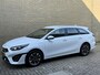 Kia Ceed Sportswagon 1.6 GDI PHEV DynamicLine | Facelift | Navigatie | Adaptieve cruise | Camera | Stoel&stuurverwarming | Apple CarPlay | Climate control | 16 inch velgen | Keyless | LED | DAB | Volledig onderhouden