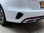 Kia Ceed Sportswagon 1.6 GDI PHEV DynamicLine | Facelift | Navigatie | Adaptieve cruise | Camera | Stoel&stuurverwarming | Apple CarPlay | Climate control | 16 inch velgen | Keyless | LED | DAB | Volledig onderhouden