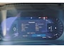 Volvo XC40 B4 Plus Dark - IntelliSafe Assist & Surround - 360º Camera - Harman/Kardon audio - Verwarmde voorstoelen & stuur - Parkeersensoren voor & achter - Elektr. bedienb. voorstoelen met geheugen links - Draadloze tel. lader - Standkachel - Extra getint glas - 18' LMV