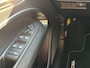 Fiat 600 1.2 Hybrid Pop | Pack Style | LMV 17" | Led verlichting | Airco | Parkeersensoren |