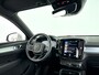 Volvo XC40 T2 Momentum Business | Park assist | Climate control | Cruise control | Navigatie