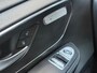 Mercedes-Benz V-klasse V300d 239PK AMG 4-MATIC Dubbel Cabine / Koelbox Console / Thermo bekerhouders / Elektr schuifdeuren / LED / MBUX / Sfeerverlicht