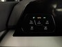Volkswagen Golf 1.5 eHybrid Style Edition 204 pk Automaat (DSG) | Verlengde garantie | Navigatie via App | Panoramadak | Parkeersensoren (Park assist) | Achteruitrijcamera |