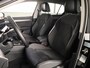 Volkswagen Golf 1.5 eHybrid Style Edition 204 pk Automaat (DSG) | Verlengde garantie | Navigatie via App | Panoramadak | Parkeersensoren (Park assist) | Achteruitrijcamera |