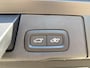 Volvo XC60 2.0 T8 Plug-in hybrid AWD Ultra Black Edition Exec | Trekhaak | 22'' Velgen | Extra getint glas | Stoel ventilatie | Audio high end |