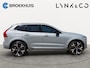 Volvo XC60 2.0 T8 Plug-in hybrid AWD Ultra Black Edition Exec | Trekhaak | 22'' Velgen | Extra getint glas | Stoel ventilatie | Audio high end |