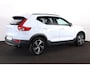 Volvo XC40 B3 Plus Dark - IntelliSafe Assist & Surround - 360º Camera - Harman/Kardon audio - Verwarmde voorstoelen & stuur - Parkeersensoren voor & achter - Elektr. bedienb. voorstoelen met geheugen links - Draadloze tel. lader - Standkachel - Extra getint glas - 18' LMV