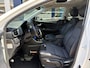 Kia Niro Hybrid 1.6 GDi Edition / Automaat / NL-Auto / Schuif-Kanteldak / Stuur-/Stoelverwarming / Cruise-Control / Apple-Carplay & Android-Auto / Trekhaak / Radio-Bluetooth / Navi / Camera / PDC-Achter / 18'' LMV / ENZ.