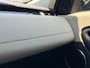 Land Rover Discovery Sport P200 2.0 S | El. achterklep | Stoelverwarming V+A | Adaptieve Cr Control | Premium kleur