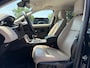 Land Rover Discovery Sport P200 2.0 S | El. achterklep | Stoelverwarming V+A | Adaptieve Cr Control | Premium kleur