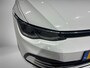 Volkswagen Golf 1.0 eTSI 110pk DSG Life Business · Camera · Stoelverwarming · Apple/Android Car Play · Dodehoeksensor · Trekhaak afneembaar · 18'' velgen · Elektrische stoelverstelling
