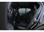 Volvo XC40 1.5 T5 Recharge R-Design | Panoramadak | Trekhaak | Stoelverwarming | Camera |
