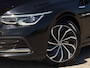 Volkswagen Golf 1.5 TSI 1st Edition | Pano | Stoel/Stuurverwarming | ACC | Massage | Memory | Sfeerverlichting