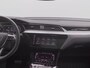 Audi E-tron 55 quattro S edition 95 kWh | LED Matrix | Leder | Panoramadak | Elek. Achterklep | Head-up Display | Navigatie | Side assist | Stoelverwarming Voor & Achter | 360 camera |