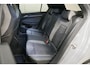 Volkswagen Golf 1.5 eTSI R-Line Panoramadak | CarPlay | Stoelverwarming
