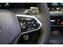 Volkswagen Golf 1.5 eTSI R-Line Panoramadak | CarPlay | Stoelverwarming