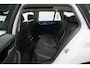 BMW 5-Serie Touring 530i Panoramadak | Laser | Head Up | Elektr. Trekhaak