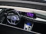 Volkswagen Golf 1.5 eTSI R-Line [SCHUIFKANTELDAK, APPLE CARPLAY, ANDROID, TREKHAAK, MEMORY SEATS, STOEL-/STUURVERWARMING, ADAPTIVE CRUISE, PDC V+A, DIGITAL DASH, SFEERVERLICHTING, NAVIGATIE]