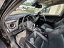 Toyota RAV4 2.5 HYBRID AWD EXECUTIVE BUSINESS NL-AUTO DEALER-OND ALARM LEDER EL-MEMORYSTOEL STOELVERW EL-ACHTERKLEP ALL SEASON AFN-TREKHAAK 1650-KG TREKGEW LED