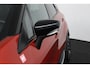 Renault Captur 1.2 TCe Helly Hansen Automaat | Navigatie | Achteruitrijcamera | Cruise Control | Trekhaak | lederen bekleding |