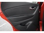 Renault Captur 1.2 TCe Helly Hansen Automaat | Navigatie | Achteruitrijcamera | Cruise Control | Trekhaak | lederen bekleding |
