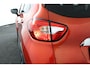 Renault Captur 1.2 TCe Helly Hansen Automaat | Navigatie | Achteruitrijcamera | Cruise Control | Trekhaak | lederen bekleding |