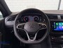 Volkswagen Tiguan 1.5 TSI R-Line | IQ.Lights 360 Cam HuD Sfeer Keyless CarPlay Elek kofferklep
