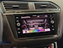 Volkswagen Tiguan 1.5 TSI R-Line | IQ.Lights 360 Cam HuD Sfeer Keyless CarPlay Elek kofferklep