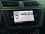Volkswagen Tiguan 1.5 TSI R-Line | IQ.Lights 360 Cam HuD Sfeer Keyless CarPlay Elek kofferklep