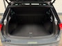 Volkswagen Tiguan 1.5 TSI R-Line | IQ.Lights 360 Cam HuD Sfeer Keyless CarPlay Elek kofferklep