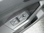 Volkswagen T-Cross R-Line 1.5 TSI 150 PK DSG Automaat | LED Matrix IQ | Navigatie | Stoelverwarming Voor | Trekhaak afneembaar |
