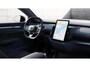 Volvo EX30 P5 Long Range Ultra Black Edition Europa 69 kWh | Adaptieve Cruise Control met Pilot Assist | Sfeerverlichting interieur | Premium audio by Harman Kardon | Verwarmbare voorstoelen + stuurwiel | 360°-camera met Park Pilot Assist | Panoramadak | Blind Spot Information System | 20" lichtmetalen wielen | Extra getint glas achter