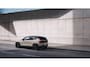 Volvo EX30 Cross Country P5 Long Range Ultra Europa 69 kWh | Adaptieve Cruise Control met Pilot Assist | Sfeerverlichting interieur | Premium audio by Harman Kardon | Verwarmbare voorstoelen + stuurwiel | 360°-camera met Park Pilot Assist | Panoramadak | Blind Spot Information System | 19" lichtmetalen wielen | Extra getint glas achter