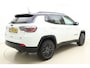 Jeep Compass 4xe 240 Plug-in Hybrid Electric S | Navigatie | Lederen bekleding | Panoramisch schuifdak | Keyless | Stoelverwarming | Zwart dak
