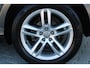 Audi Q3 1.4 TFSI S-line Sport Edition | Incl. 12 maanden garantie | Cruise control | Schuif/kantel dak | Climate control | Navigatie | Parkeersensoren |