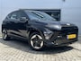Hyundai Kona Electric Comfort 65.4 kWh | SoH 98.5% | Navigatie/ Apple Carplay/Android Auto | Achteruitrijcamera | PDC V+A | NL Auto | vast Trekhaak |