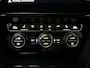 Volkswagen Passat Variant 1.5 TSI 150pk DSG Highline Business R R-Line Leder Virtual Cockpit Camera Stoelverwarming