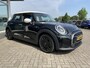 MINI Cooper 5-Deurs 1.5 Camden Edition