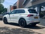 Volkswagen Tiguan 2.0 TSI 4Motion R-Line Highline / PANO / 360 Camera / HUD / 20"/ Trekhaak