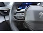 Peugeot e-208 EV Allure Pack 50 kWh | Navigatie | Camera | 3D Scherm | 84,25% SOH | Lichtmetalen velgen | Getint glas