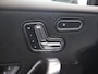 Mercedes-Benz A-klasse 250e Business Solution AMG | Panoramaschuifdak | Premium Plus | Head-up display | Dodehoekassistent |