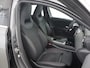 Mercedes-Benz A-klasse 250e Business Solution AMG | Panoramaschuifdak | Premium Plus | Head-up display | Dodehoekassistent |