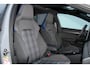 Volkswagen Golf 8.5 1.5 eHybrid GTE 272 Pk | Panorama dak | Stoel/Stuur verwarming | 360* Camera | Schuif/Kantel dak | Adaptive cruise controler | Keyless start | Apple CarPlay/Android Auto | Draadloze telefoonlader | IQ.Lights | Climate controle | Parkeersensoren V+A | Navigatie |