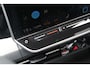 Volkswagen Golf 8.5 1.5 eHybrid GTE 272 Pk | Panorama dak | Stoel/Stuur verwarming | 360* Camera | Schuif/Kantel dak | Adaptive cruise controler | Keyless start | Apple CarPlay/Android Auto | Draadloze telefoonlader | IQ.Lights | Climate controle | Parkeersensoren V+A | Navigatie |