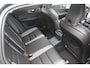 Volvo V60 T6 Plug-in hybrid AWD Ultra Bright | Panoramadak | Head-up display | Bowers & Wilkins audiosysteem | Verwarmbare voorstoelen, achterbank en stuurwiel | 360 graden camera | Extra getint glas | 19 inch lichtmetalen velgen